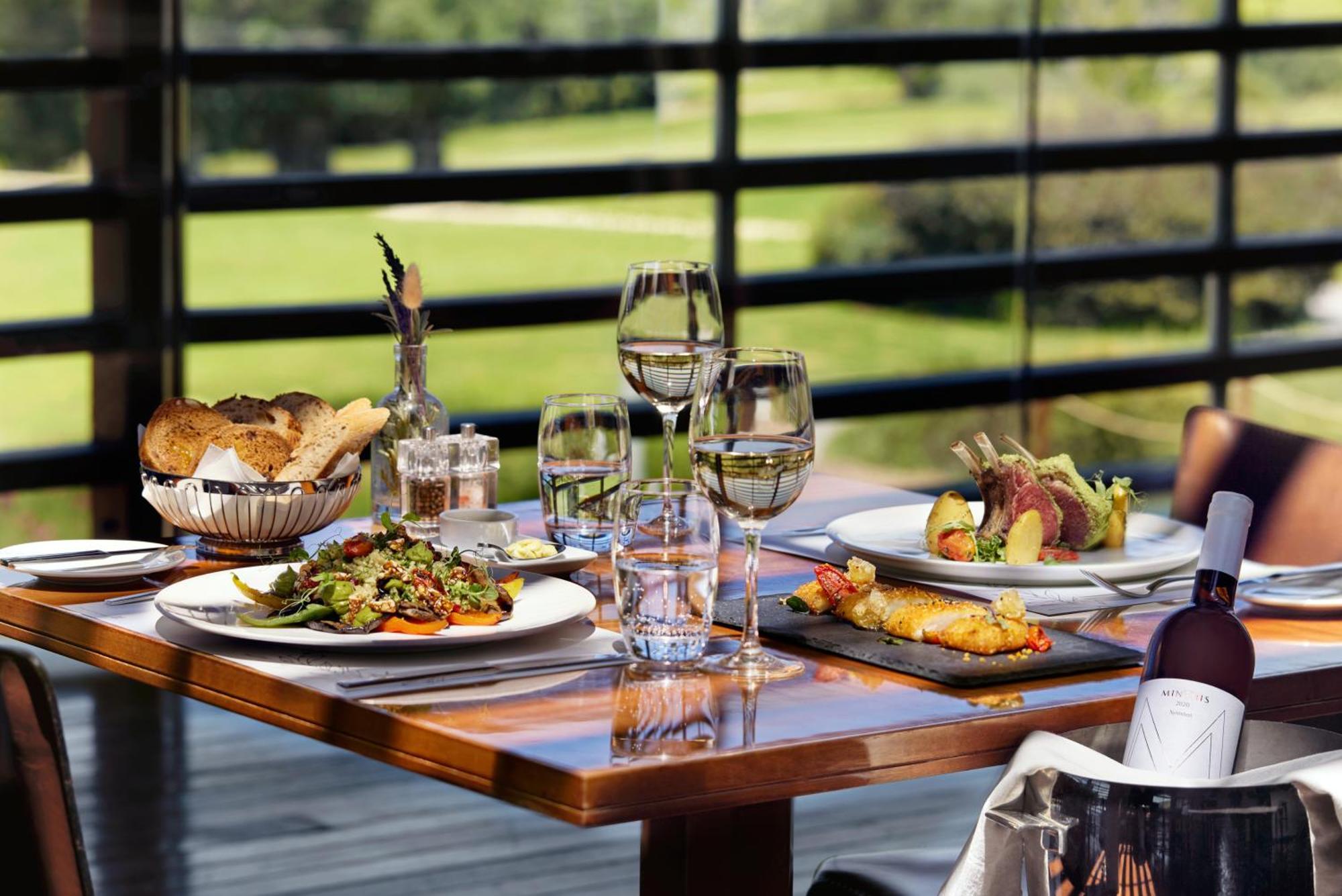 Minthis Resort Tsadha Dış mekan fotoğraf Restaurant