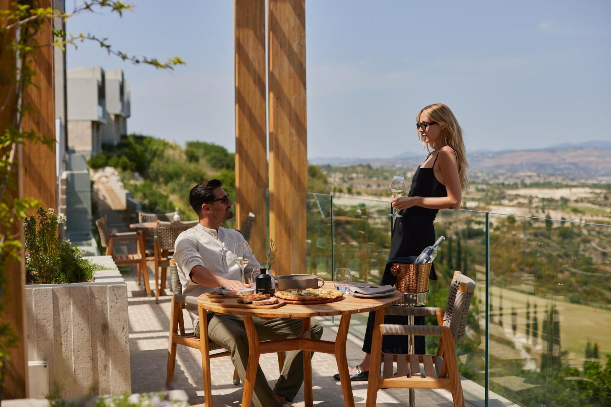 Minthis Resort Tsadha Dış mekan fotoğraf The View